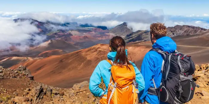 Are Travel Credit Cards Worth It? Explore the Pros and Cons